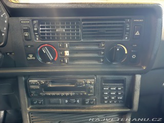 BMW 6 E24 635 CSi manuál 1986