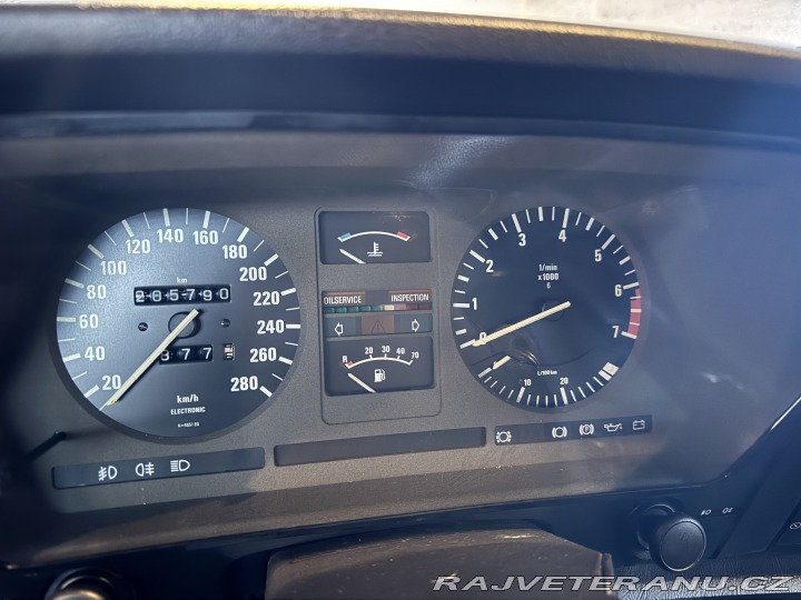 BMW 6 E24 635 CSi 1982