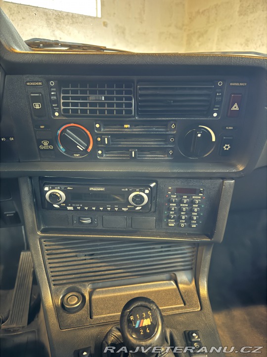 BMW 6 E24 635 CSi 1982