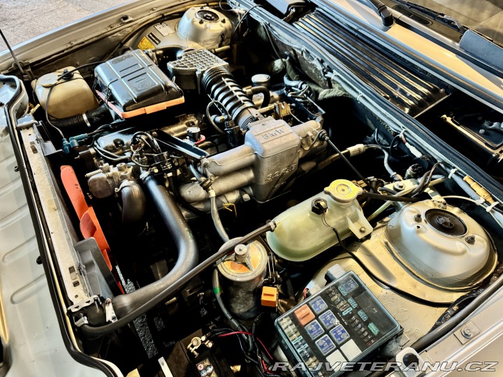 BMW 6 E24 635 CSi 1982