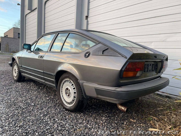 Alfa Romeo GTV V6 2.5 1986