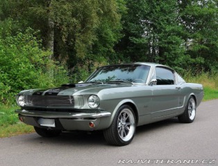 Ford Mustang Fastback Restomod 1965