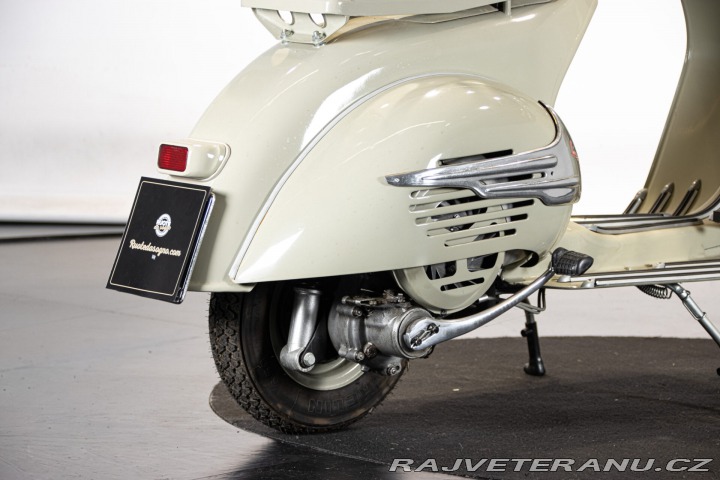 Piaggio Vespa 150 STRUZZO 1955