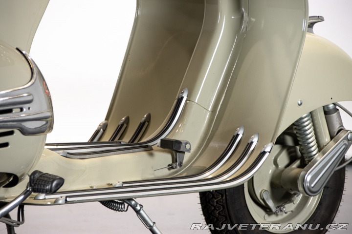 Piaggio Vespa 150 STRUZZO 1955