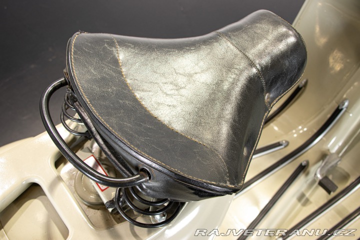 Piaggio Vespa 150 STRUZZO 1955