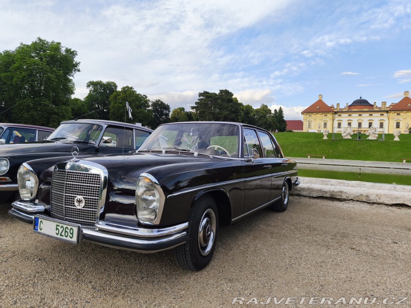 Mercedes-Benz E 108