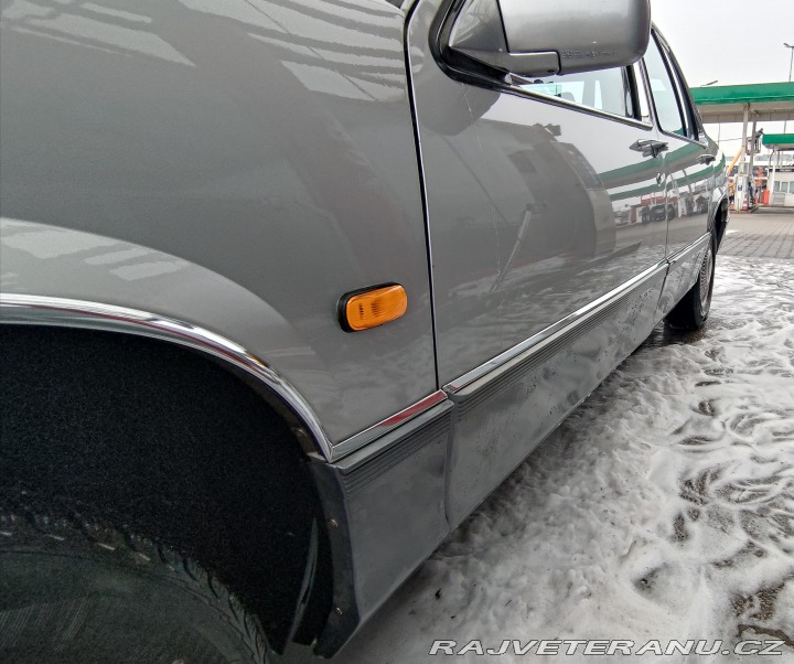 Cadillac DeVille  1990