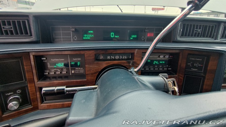 Cadillac DeVille  1990