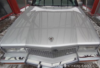 Cadillac DeVille  1990