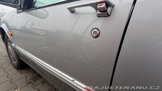 Cadillac DeVille  1990