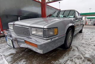 Cadillac DeVille  1990