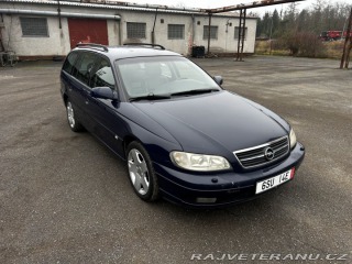 Opel Omega  2001