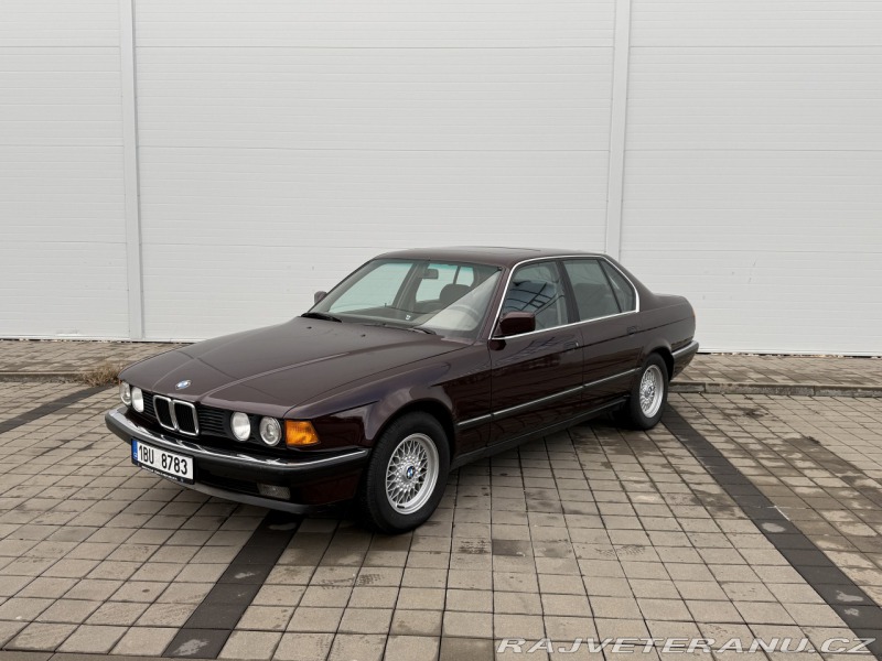 BMW 7 E32