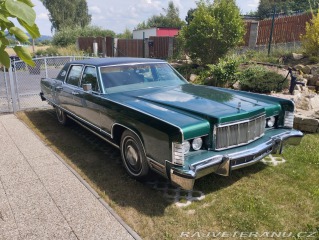 Lincoln Continental Town Car