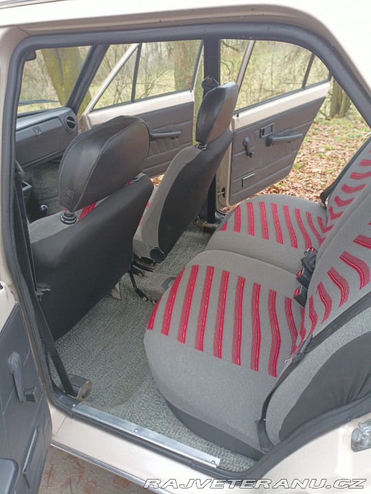 Škoda 120 742.12MII 1988