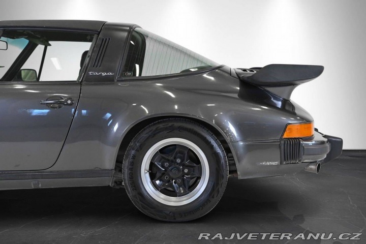 Porsche 911 SC Targa 3.0 1981