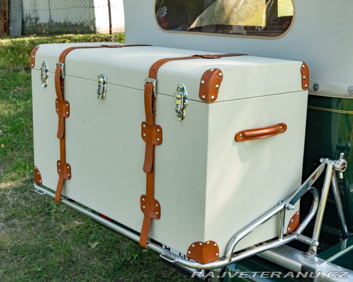 Ostatní značky Ostatní modely Excalibur S3 Phaeton 1979