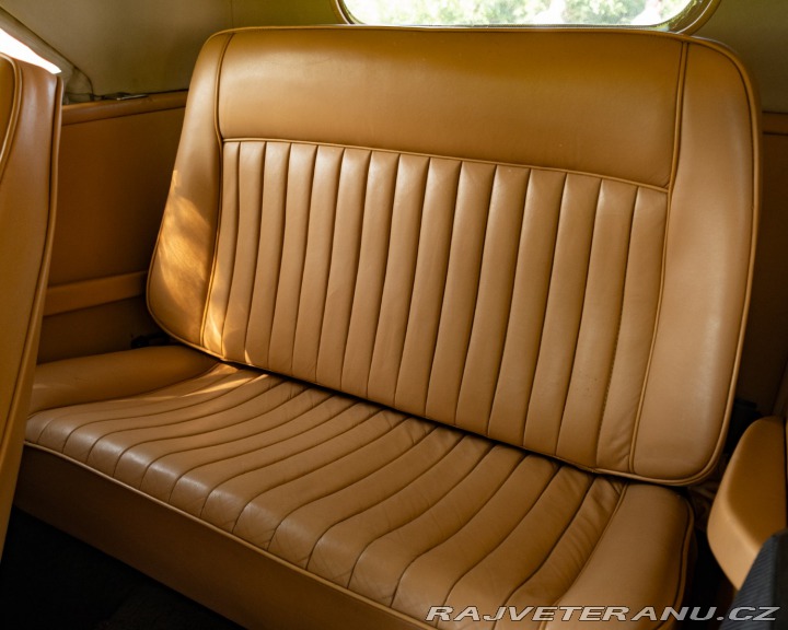 Ostatní značky Ostatní modely Excalibur S3 Phaeton 1979