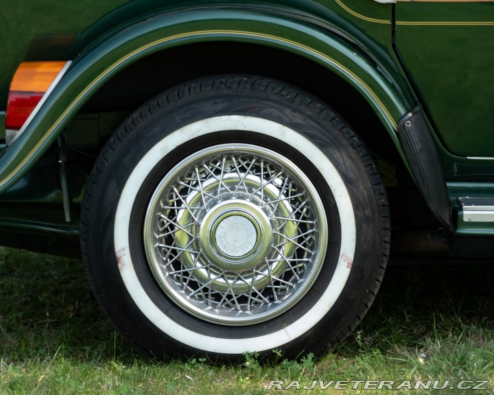 Ostatní značky Ostatní modely Excalibur S3 Phaeton 1979