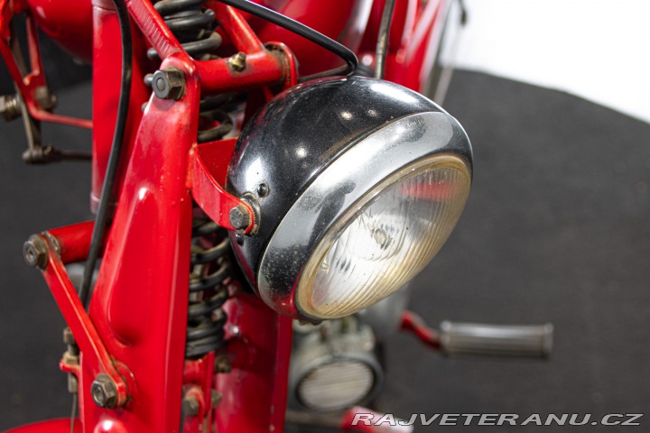 Moto Guzzi Ostatní modely 65 SUPERLEGGERA 1951