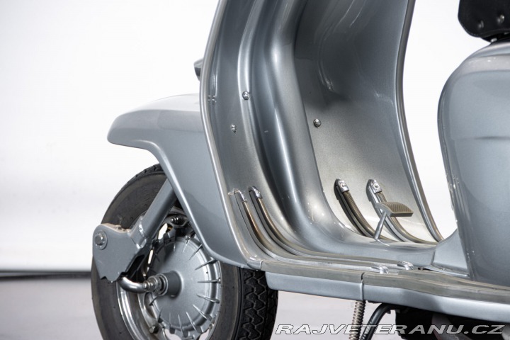 Ostatní značky Ostatní modely Innocenti LAMBRETTA 125 SPECIAL 1966