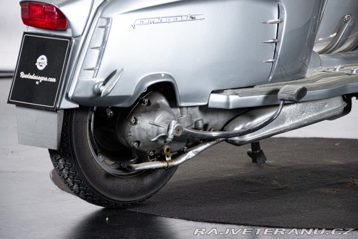 Ostatní značky Ostatní modely Innocenti LAMBRETTA 125 SPECIAL 1966