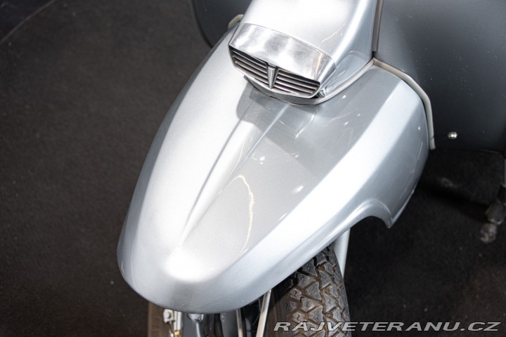 Ostatní značky Ostatní modely Innocenti LAMBRETTA 125 SPECIAL 1966