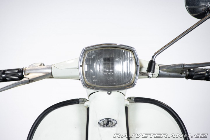 Ostatní značky Ostatní modely Innocenti LAMBRETTA DL 150 MACCHIA NERA 1970