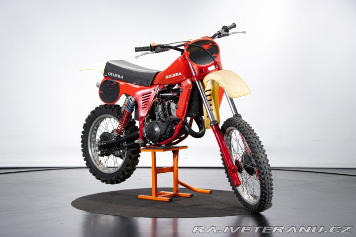 Ostatní značky Ostatní modely Gilera 125 C1 COMPETIZIONE 1981