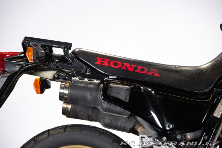 Honda Ostatní modely DOMINATOR 650 1988