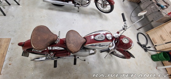 Jawa 250 Pérák 1952