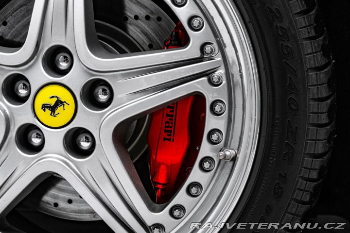 Ferrari 550 550 Barchetta limited 2001