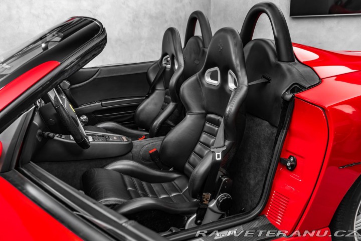 Ferrari 550 550 Barchetta limited 2001