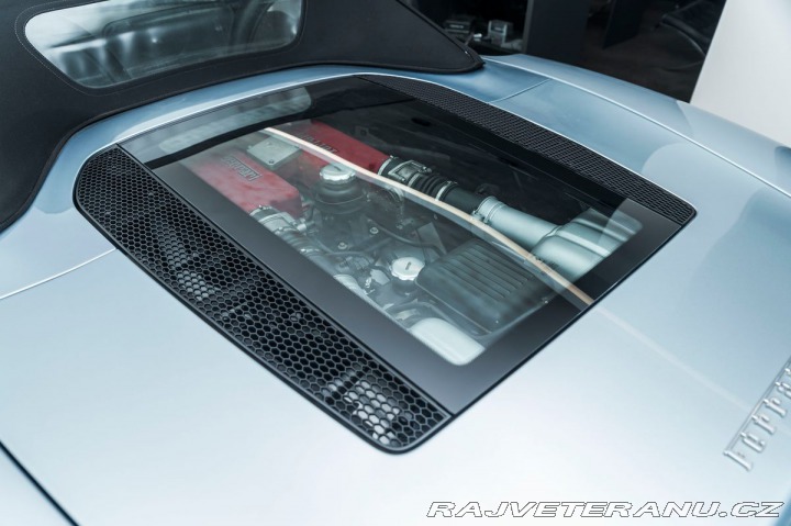 Ferrari 360 Spider / MANUÁL 2002