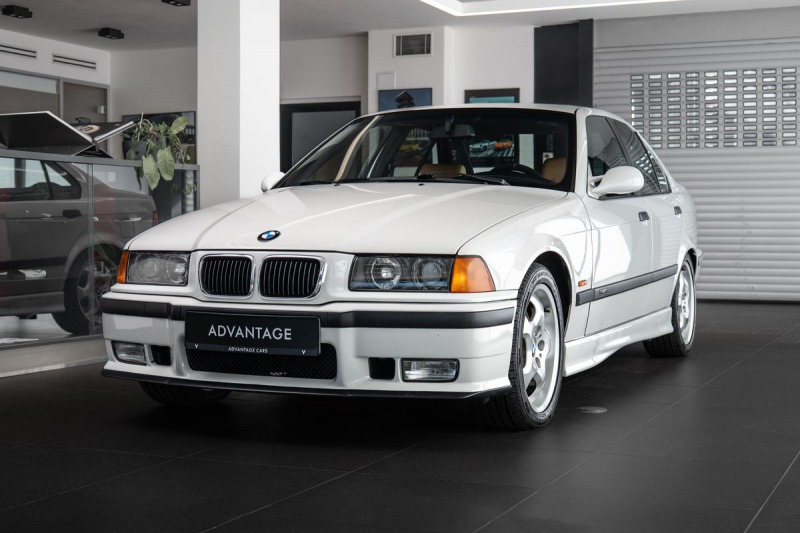 BMW M3 E36 Manuál