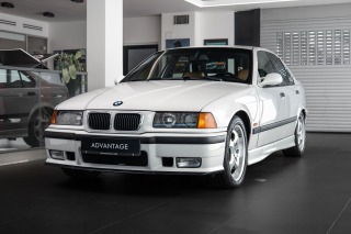 BMW M3 E36 Manuál