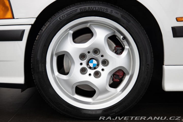 BMW M3 E36 Manuál 1996