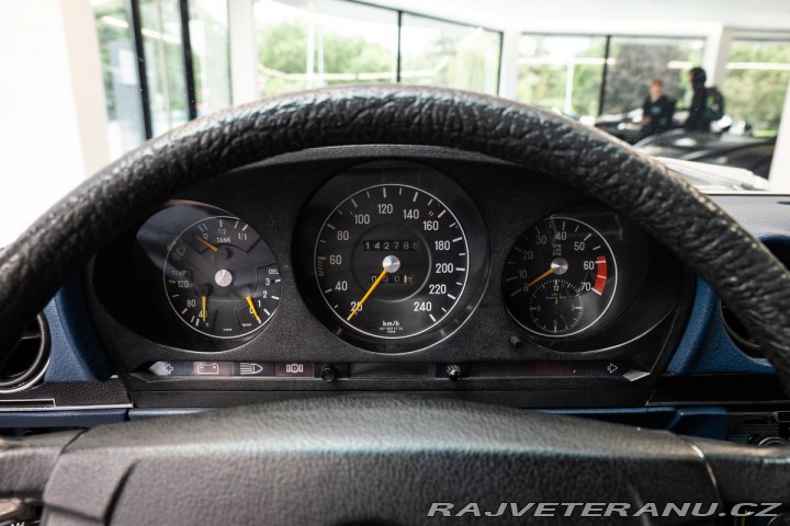 Mercedes-Benz SL  1975