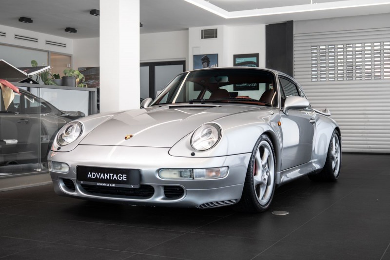 Porsche 911 Turbo Manuál