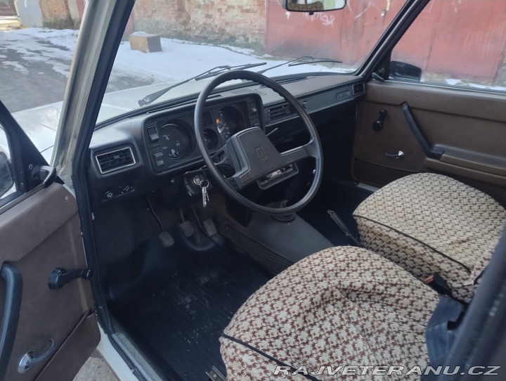 Lada 2105  1987