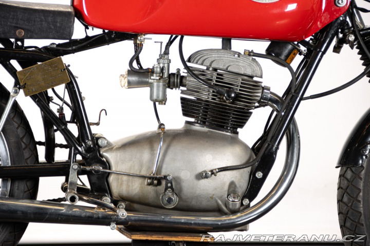 Ostatní značky Ostatní modely Gilera 175 SUPER SPORT DERIVATA CORSA 1956