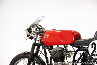 Ostatní značky Ostatní modely Gilera 175 SUPER SPORT DERIVATA CORSA 1956