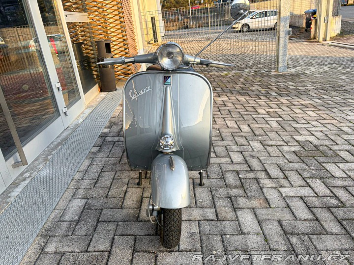 Piaggio Vespa VB1T 150 1957