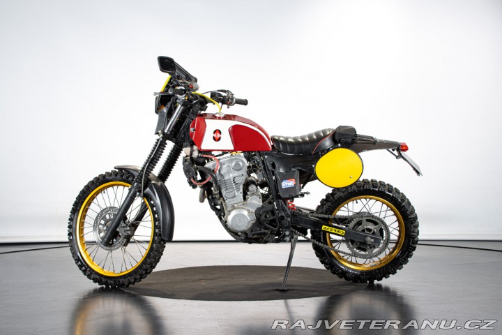 Ostatní značky Ostatní modely Gilera DAKOTA 350 RAT BIKE 1986