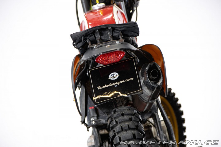 Ostatní značky Ostatní modely Gilera DAKOTA 350 RAT BIKE 1986