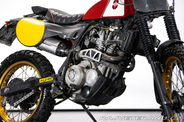 Ostatní značky Ostatní modely Gilera DAKOTA 350 RAT BIKE 1986