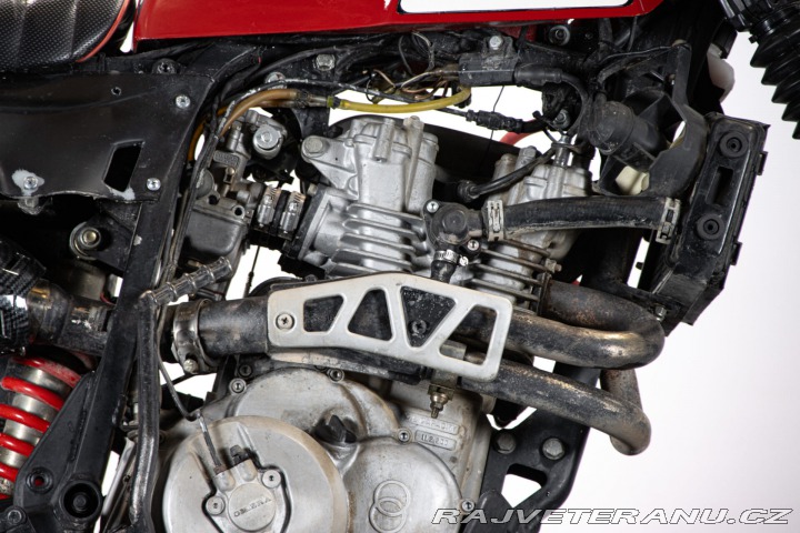 Ostatní značky Ostatní modely Gilera DAKOTA 350 RAT BIKE 1986