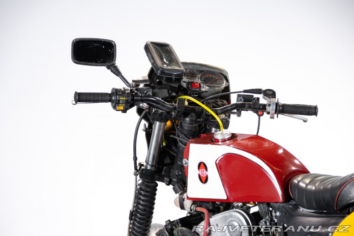 Ostatní značky Ostatní modely Gilera DAKOTA 350 RAT BIKE 1986