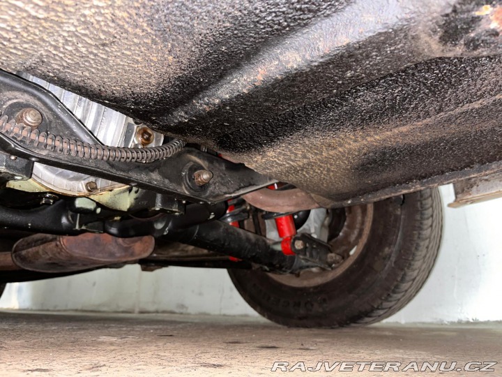 Jaguar XJ 12válec,5.3L manual př. 1974