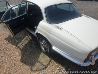 Jaguar XJ 12válec,5.3L manual př. 1974